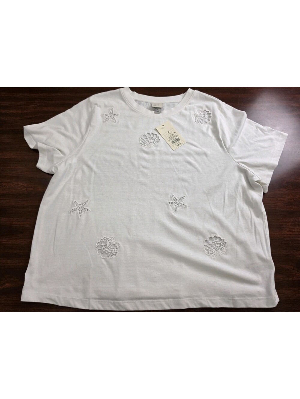 NWT A New Day M White Short Sleeve Seashell Starfish Embroidered Casual Shirt